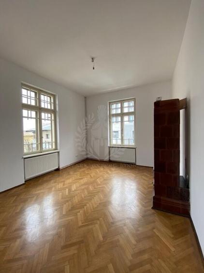 Inchiriere Spatiu Comercial // Birouri, 4 camere, ultracentral, Ploiesti - 2