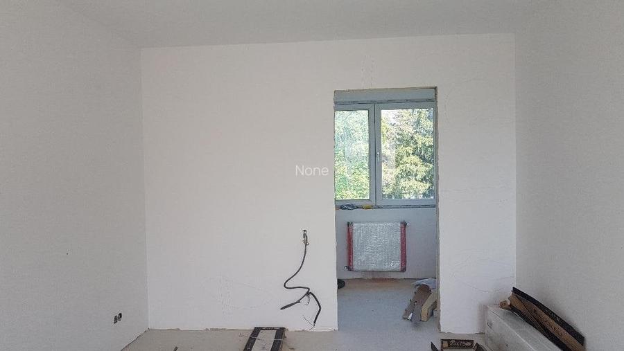 Apartament cu 3 camere decomandat în Bartolomeu Apartament cu 3 camere decomandat în Bartolomeu