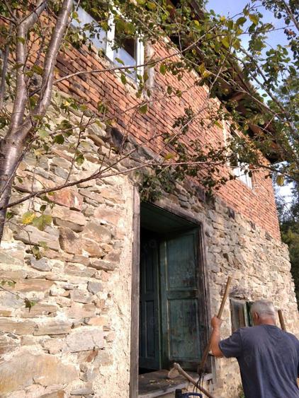 Vand casa la munte - 3