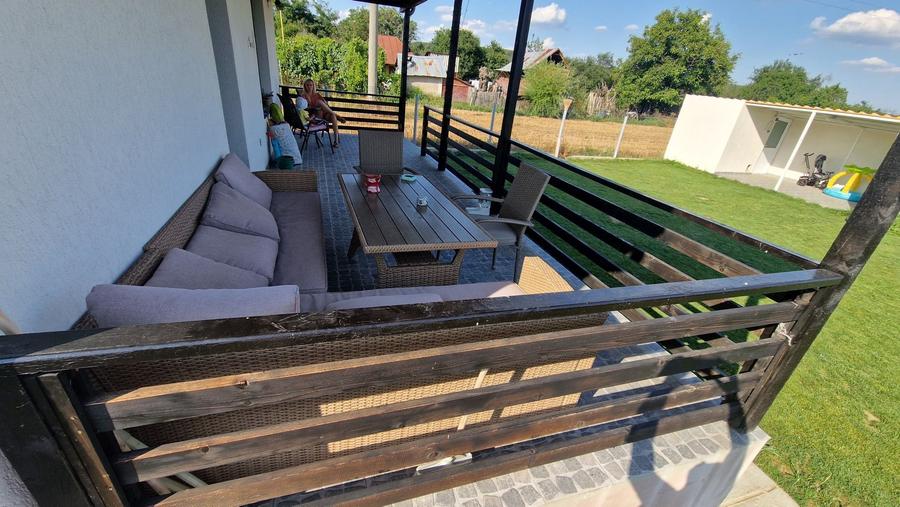 Propietar inchiriez casa complet utilata si mobilata, panouri , robot - 6