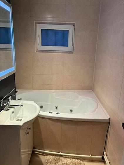 Apartament de vanzare - Zona McDonalds - 4