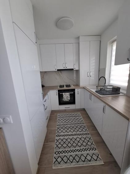 Apartament cu 2 camere, Str. Daliei, etaj 1 - 3