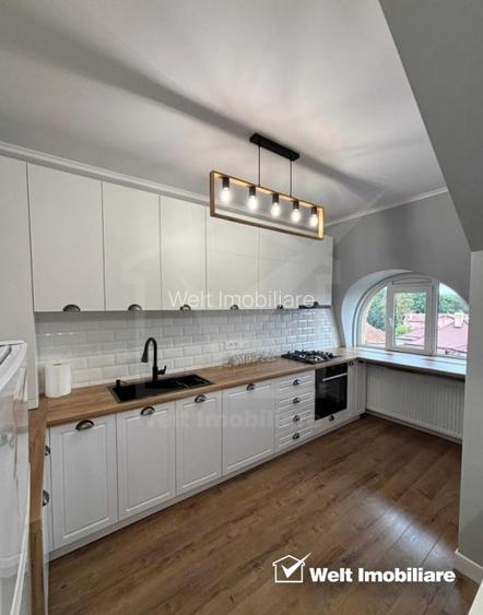 Oportunitate apartament in vila, zona Centrala
