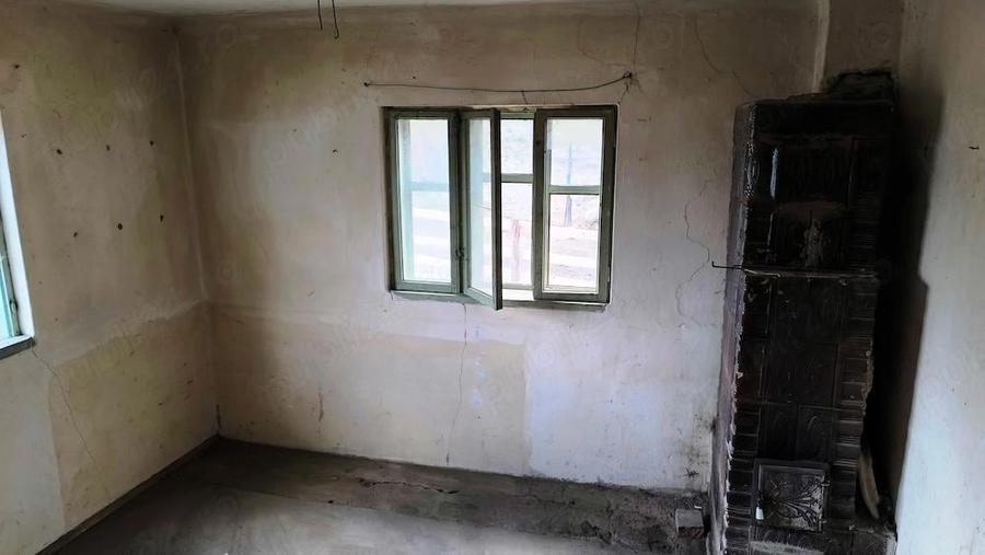 Casa batraneasca de vanzare in Corbi locul unde lini?tea intalne?te natura - 7