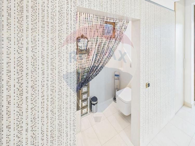 PENTHOUSE CU TERASA PANORAMICA SI PISCINA ACOPERITA - 25