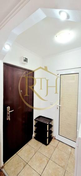 Oferim spre vanzare garsoniera,centrala proprie,zona Girocului, str. Salcamilor - 11