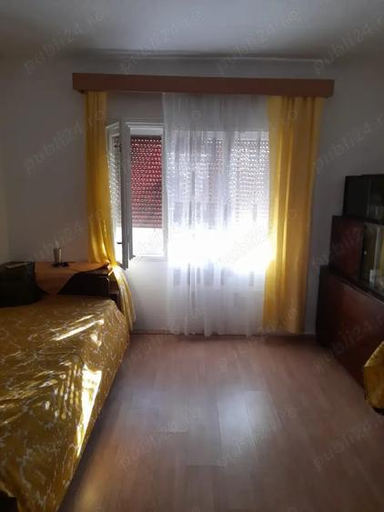 Casă cu 4 camere în Sebiș