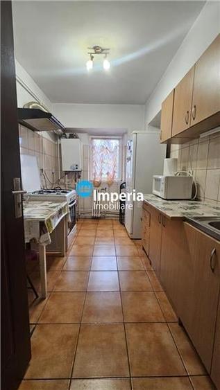 Apartament 4 camere de vanzare in Iasi  zona Dacia, etaj 2 - 3