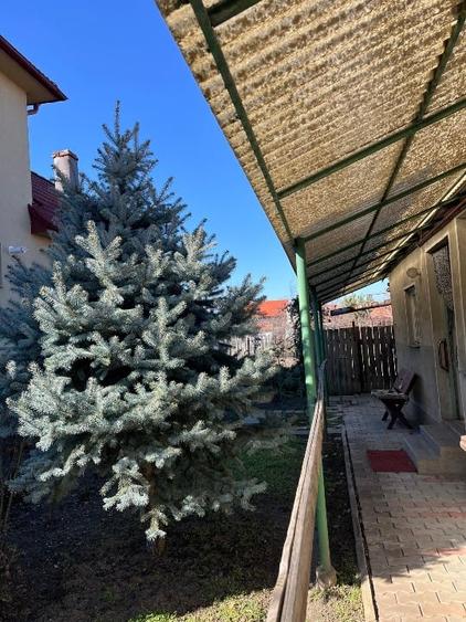 Casă de vânzare- 3 camere, teren total 796mp, front stradal 16,7m- Zona Grădiște - 4