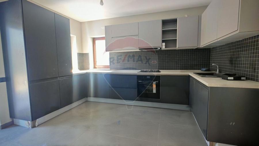 Vila cu 5 camere de vanzare I Corbeanca I Laguna Albastra - 2