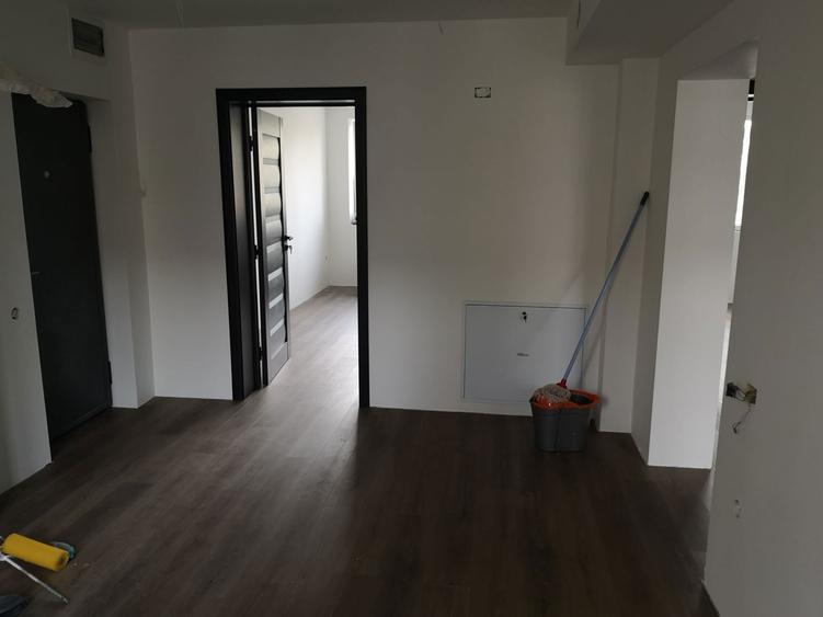 Vand apartament 3 camere 70 mp - 1