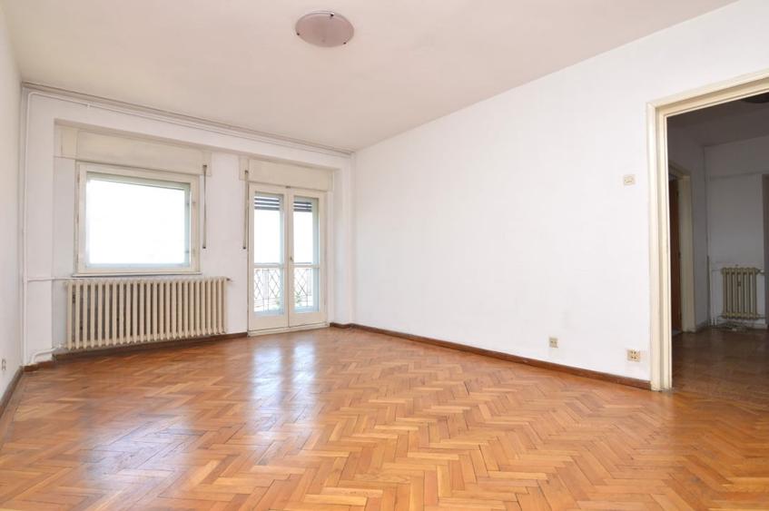 VANZARE APARTAMENT 4 CAMERE UNIRII – FANTANI - 2