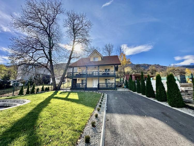 Vila de lux cu vedere la Muntii Bucegi, aproape de Castelul Bran, COMISION 0%!!