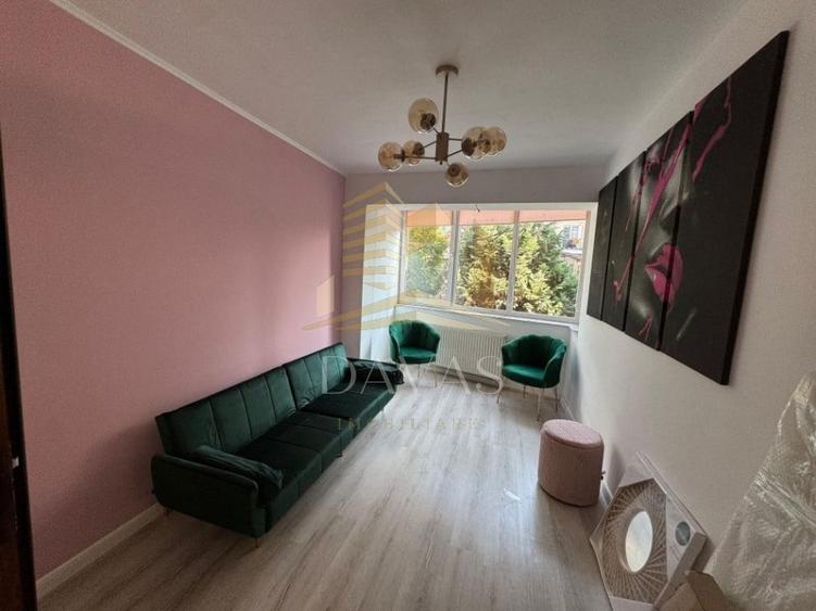 Apartament cu 3 camere decomandat, mobilat în Gheorgheni