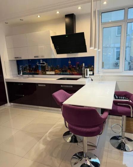 3 Camere zona 1 Decembrie 1918 - 10