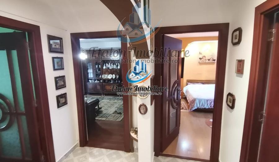 Apartament 4 camere, 2 bai, 2 balcoane, 101 mp utili Calea Romanului - 1
