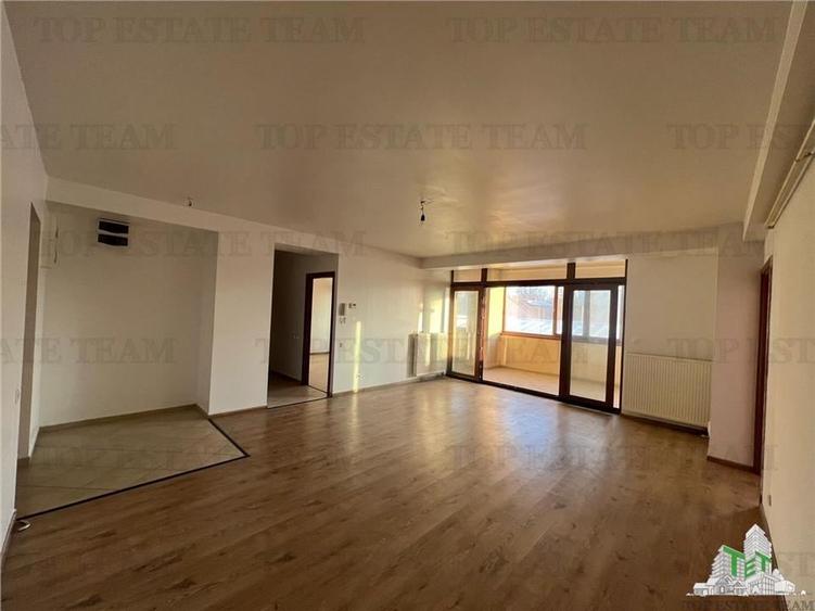 Apartament 3 camere - ultracentral - vanzare - Braila - 2