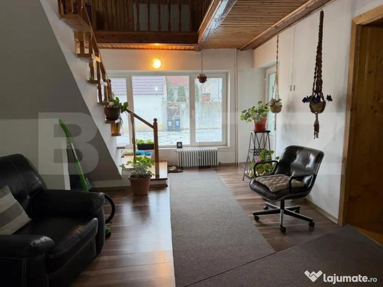 Casa de vanzare cu teren generos la doar 15 minute de - 6
