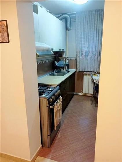 Apartament 2 camere semidecomandate, mobilat, zona - 1