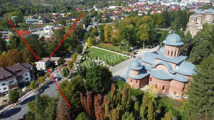 Spa?iu comercial de inchiriat in Curtea de Arge? vizavi de Manastirea Curtea de Arge?. - 4