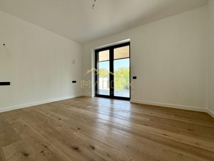 Vila cu 5 camere  *366mp* / Curte privată *315mp* / Pipera - Lake View - 31