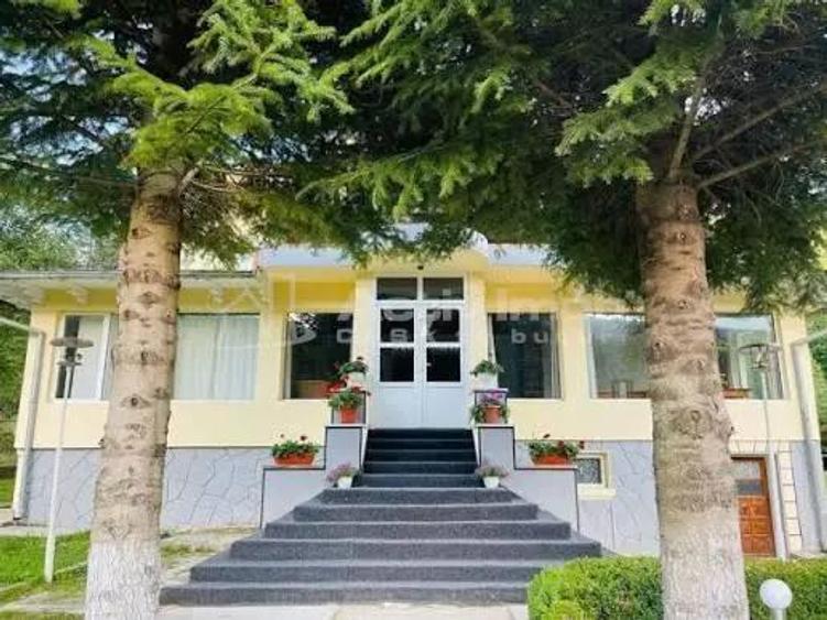 Vila 14 camere- Valea Doftanei - 9