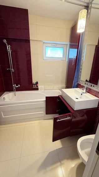 Independentei - vis-a-vis UMF, 3 camere mobilat si utilat - 8