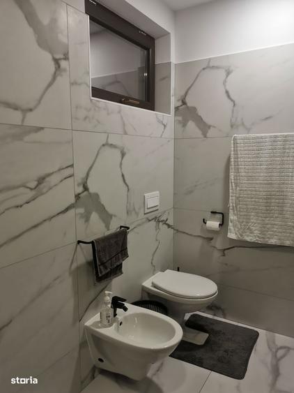 Casa bifamiliala (2 intrari individuale) 258mp la 3 minute de Focsani. - 9