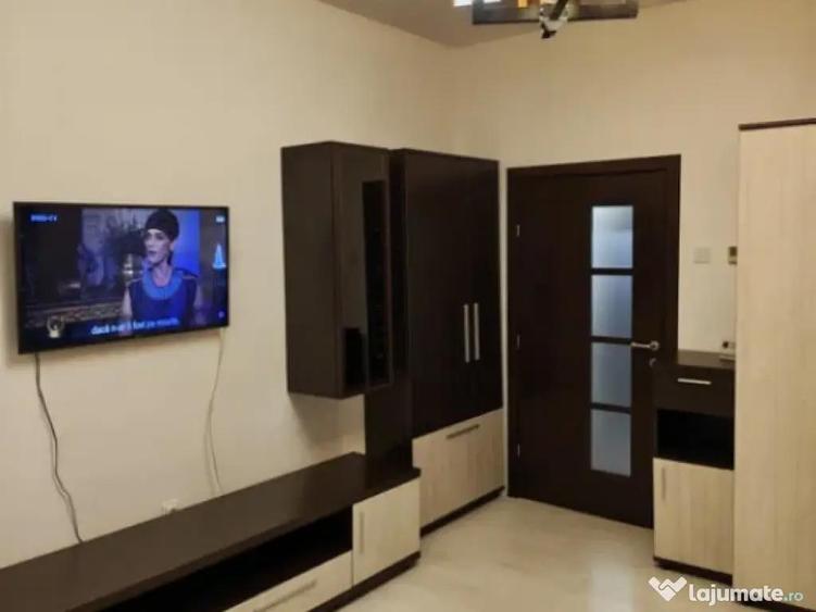 Apartament 2 camere, decomandat - zona Tractorul - 3