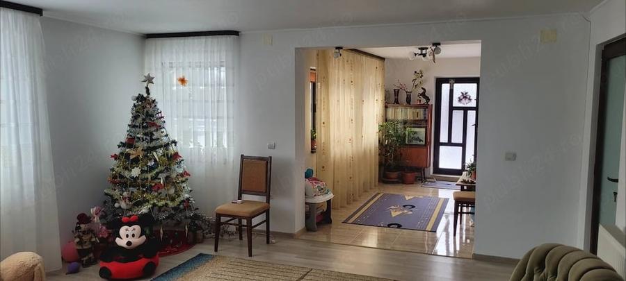 Casă cu 3 camere cu Teren 2500 Mp în Valea Cotești