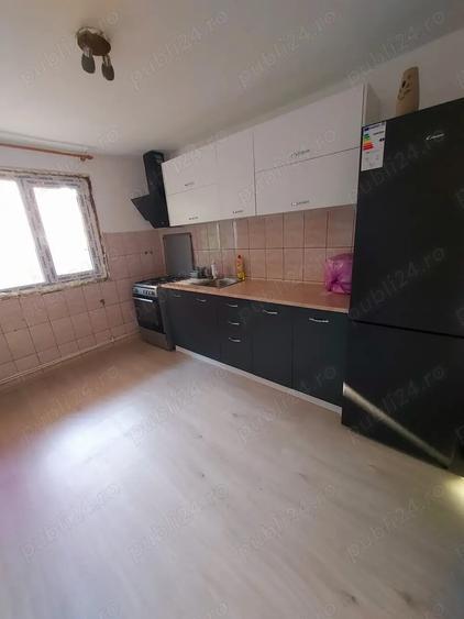 Vand Vila+Hala+Garaj+Cascada de Pesti!Piscina - 9