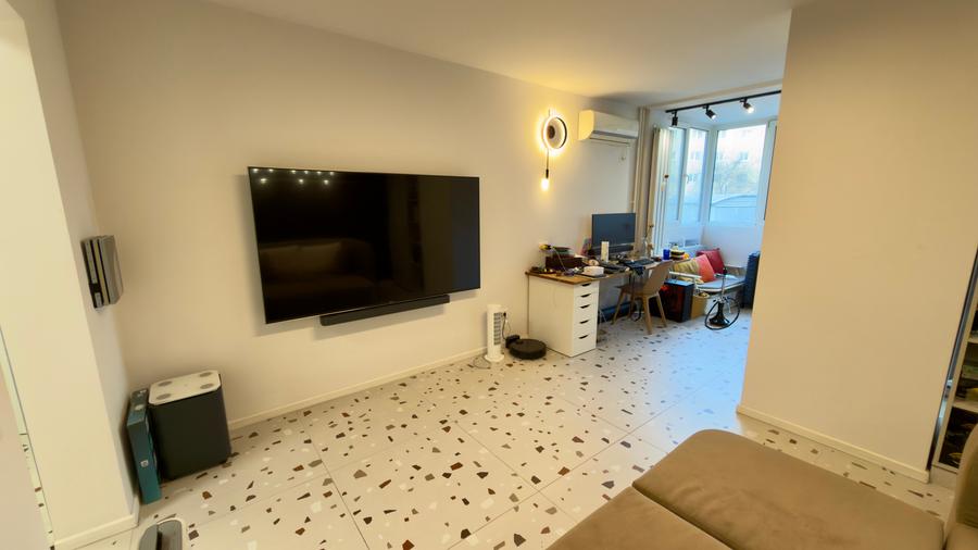 Garsoniera Militari, langa statia de metrou Gorjului, loc parcare ! - 4