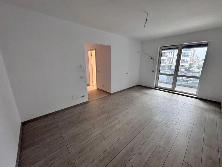 AP. 3 CAMERE,BLOC NOU, BUCATARIE INCHISA,CENTRALA PROPRIE,LOC PARCARE, - 4