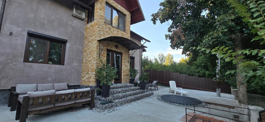 Moreni , Dambovita , vanzare proprietate -casa si teren - 17