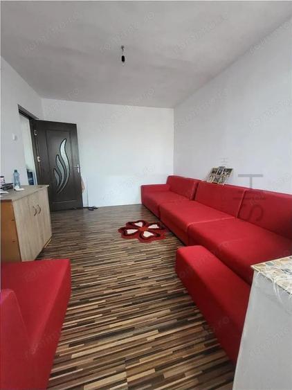 Apartament 2 Camere, Decomandat, 48 mp, etaj 3 din 4, Sud - 12