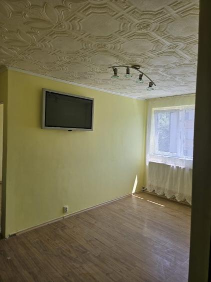 Vand apartament in Petrosani - 2