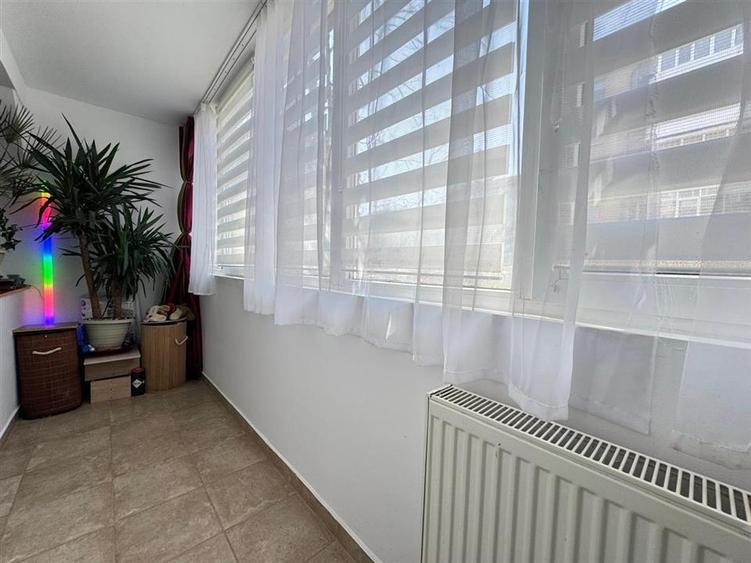 Apartament 2 camere cu balcon zona Cedonia - 14