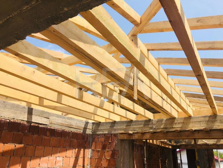 2 Duplex-uri la 8 minute distanta de mers pe jos de statia autobuzului 103 - 18