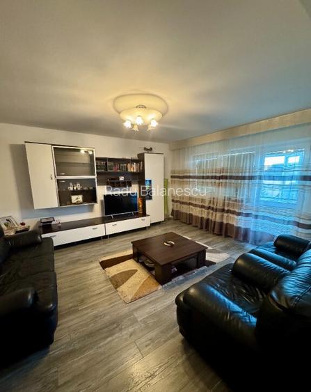 Vand apartament 3 camere, 76 mp, confort 1, decomandat, et 3/4, Rolast Vand apartament 3 camere, 76 mp, confort 1, decomandat, et 3/4, Rolast