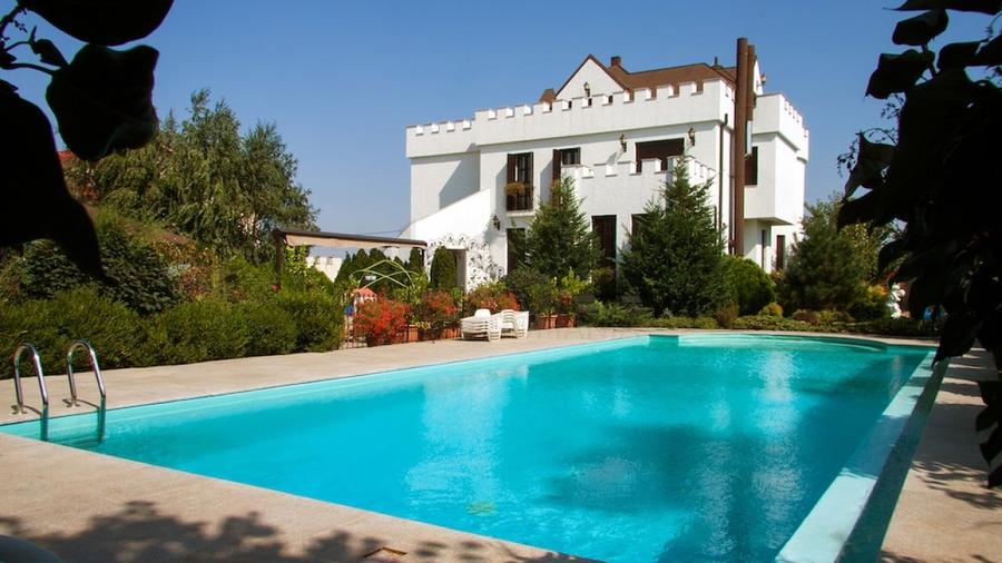 REV2000904 Vila spectaculoasa - zona Cernica - 1