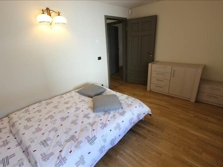 Apartament cu 3 camere de închiriat în zona Pța Unirii - 8