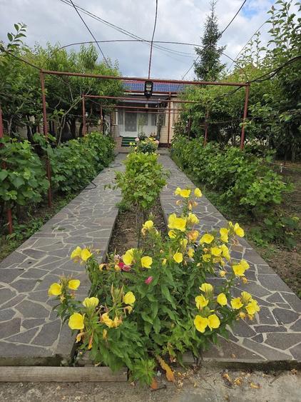 Casă cu 3 camere cu Teren 700 Mp în Șendreni