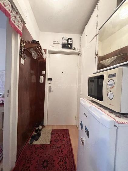 Apartament 2 camere Rogerius- etaj 2 - 7