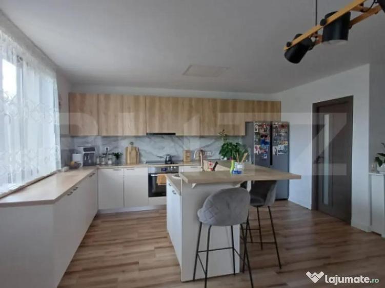 Casa individuala 338 mp, teren 1400 mp, in Mihai Viteazu - 1