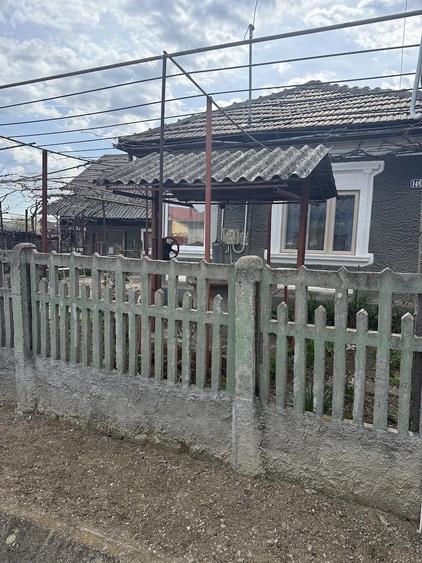 Casa la ?ara de vanzare - 6