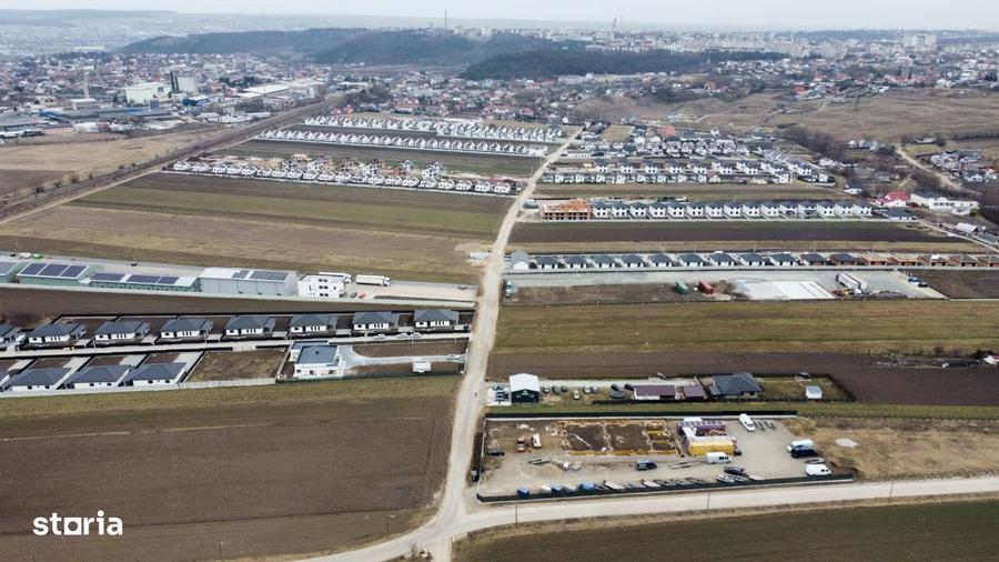 Teren 1.100 mp intravilan 2 deschideri, toate utilitatile, ideal casa - 1