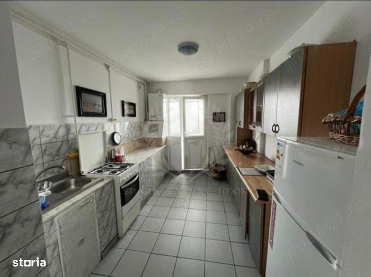 2 CAMERE // BULEVARDUL REPUBLICII // 62 MP - 7