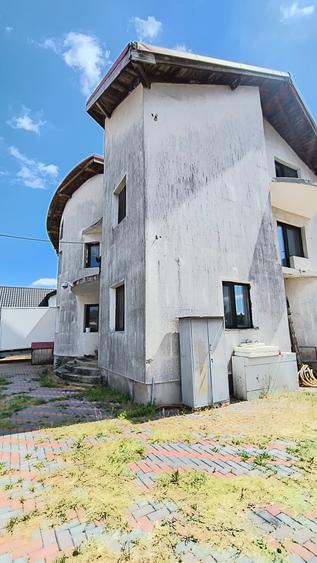 Vând casă 300 mp, rate la proprietar, avans 40% - 14