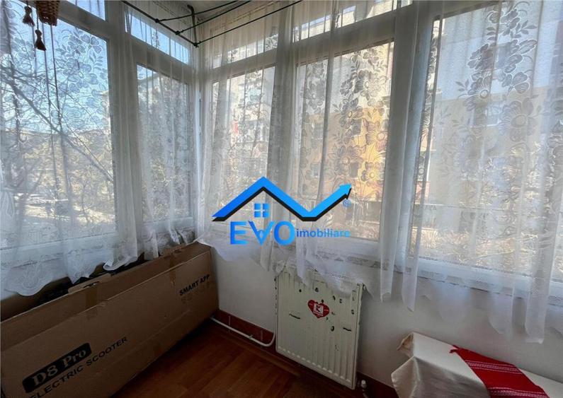 Apartament de , 3 camere, etajul 1, Baza 3, langa Silk Distr - 1