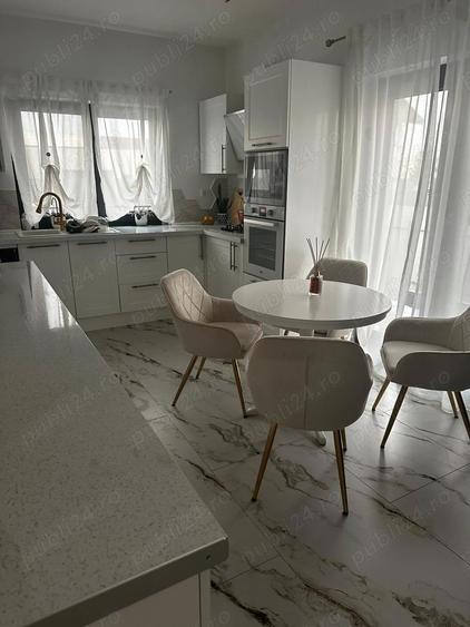 Casa premium de vanzare Zona Dumbrava - 3